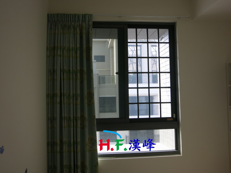 新竹~親家Q1~防墜紗窗~安全窗-防墜窗-兒童安全窗